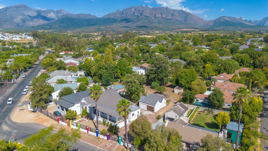 4 Bedroom Property for Sale in Wellington Central Western Cape
